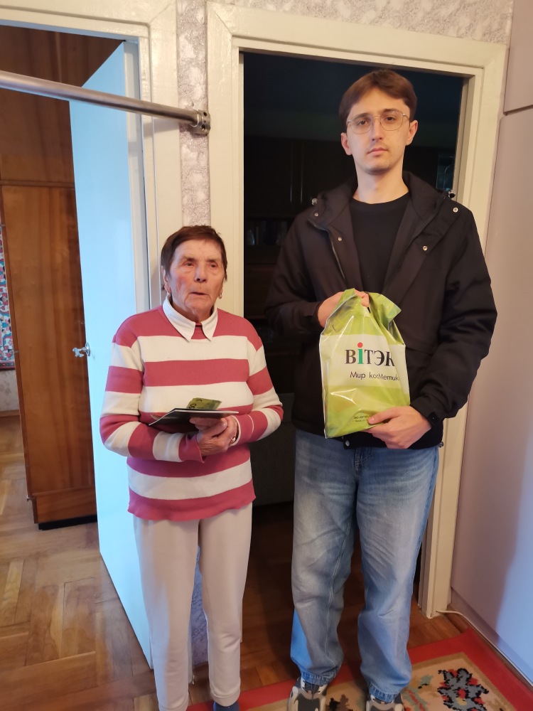 Компания ВИТЭКС поздравила Короткую В.М. с Днем Пожилых людей 